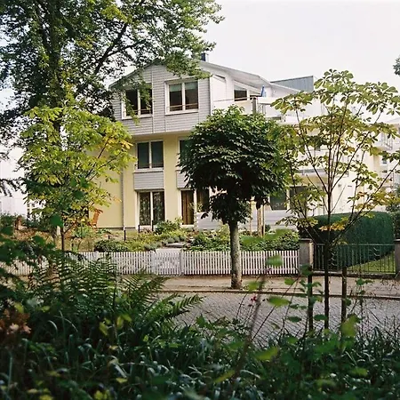 Lovely Near The Seabeach Apartmán *